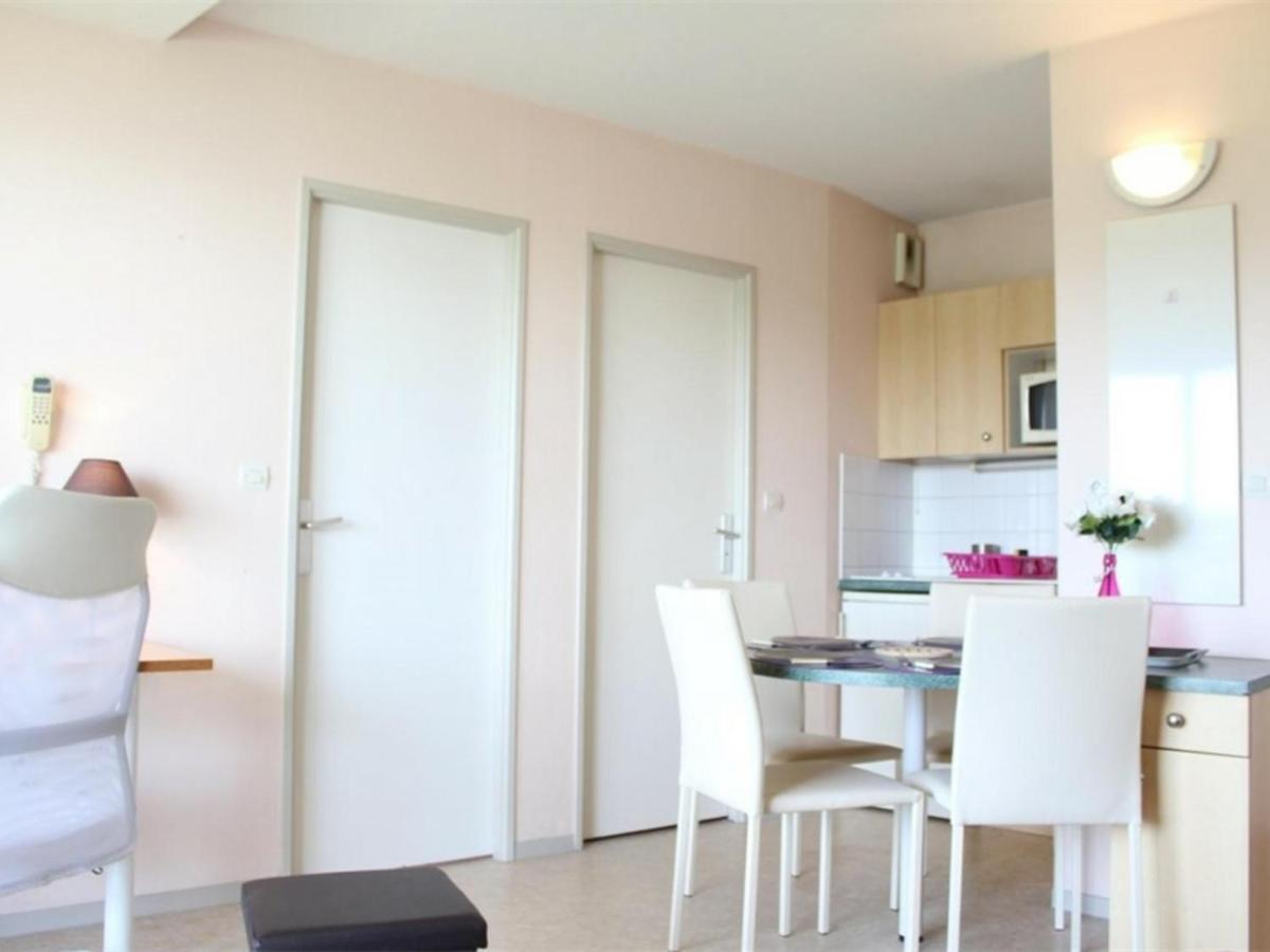 Studio La Rochelle, 2 pièces, 4 personnes - FR-1-246-174 Appartamento La Rochelle  Esterno foto